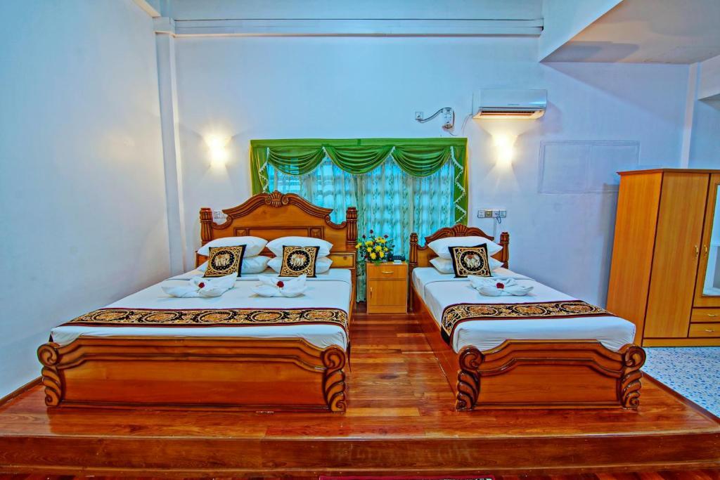 Hotel Mandalay Room photo